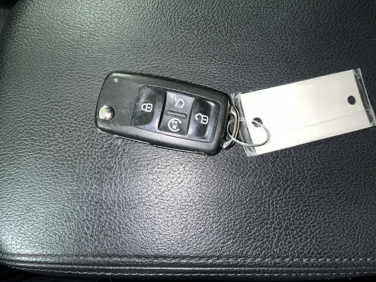 2019 Volkswagen Passat 2.0T SE R-Line