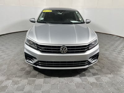 2019 Volkswagen Passat 2.0T SE R-Line