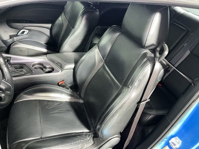 2016 Dodge Challenger SXT Plus