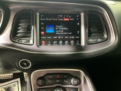 2016 Dodge Challenger SXT Plus
