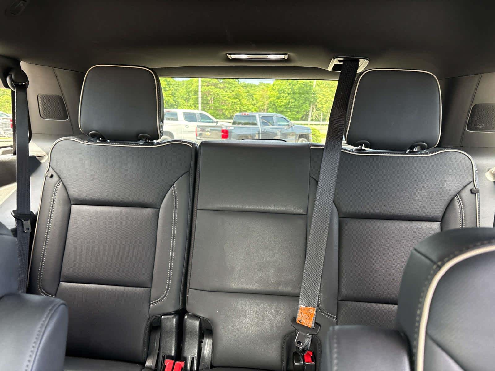 2024 GMC Yukon SLT