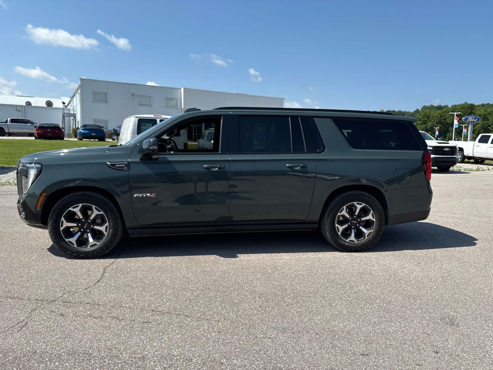 2026 GMC Yukon XL AT4