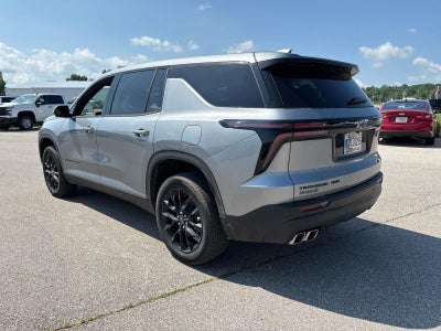 2024 Chevrolet Traverse LS