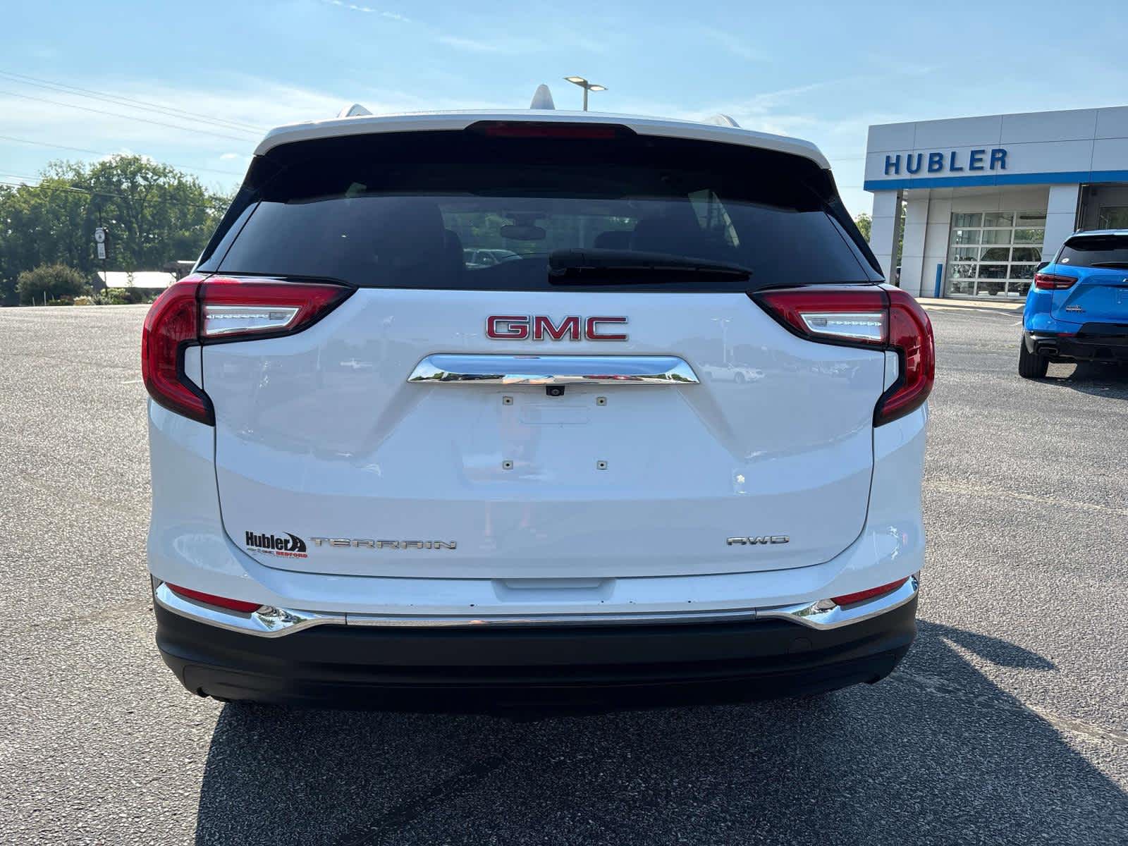 2023 GMC Terrain SLT