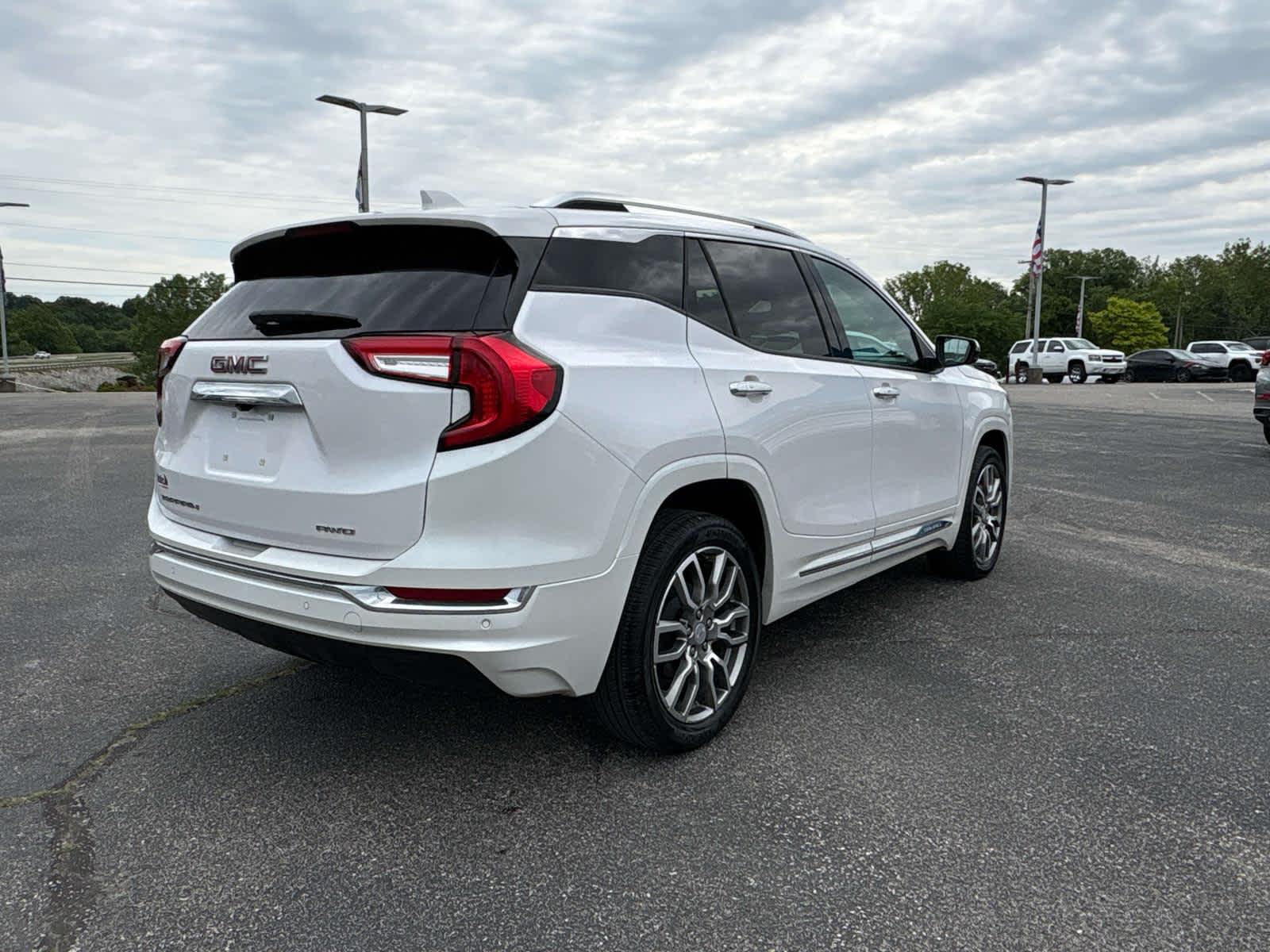 2023 GMC Terrain Denali