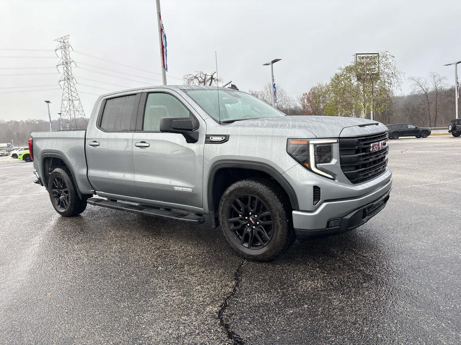 2025 GMC Sierra 1500 Elevation