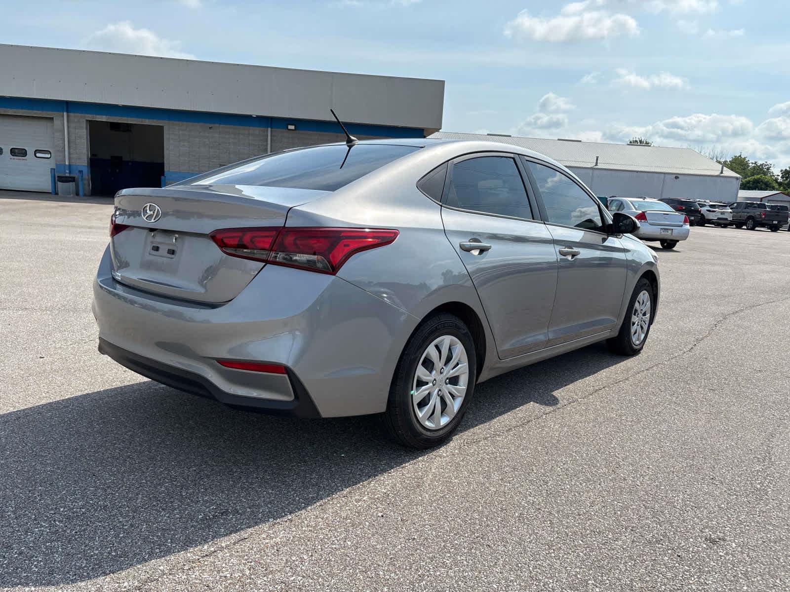 2022 Hyundai Accent SE