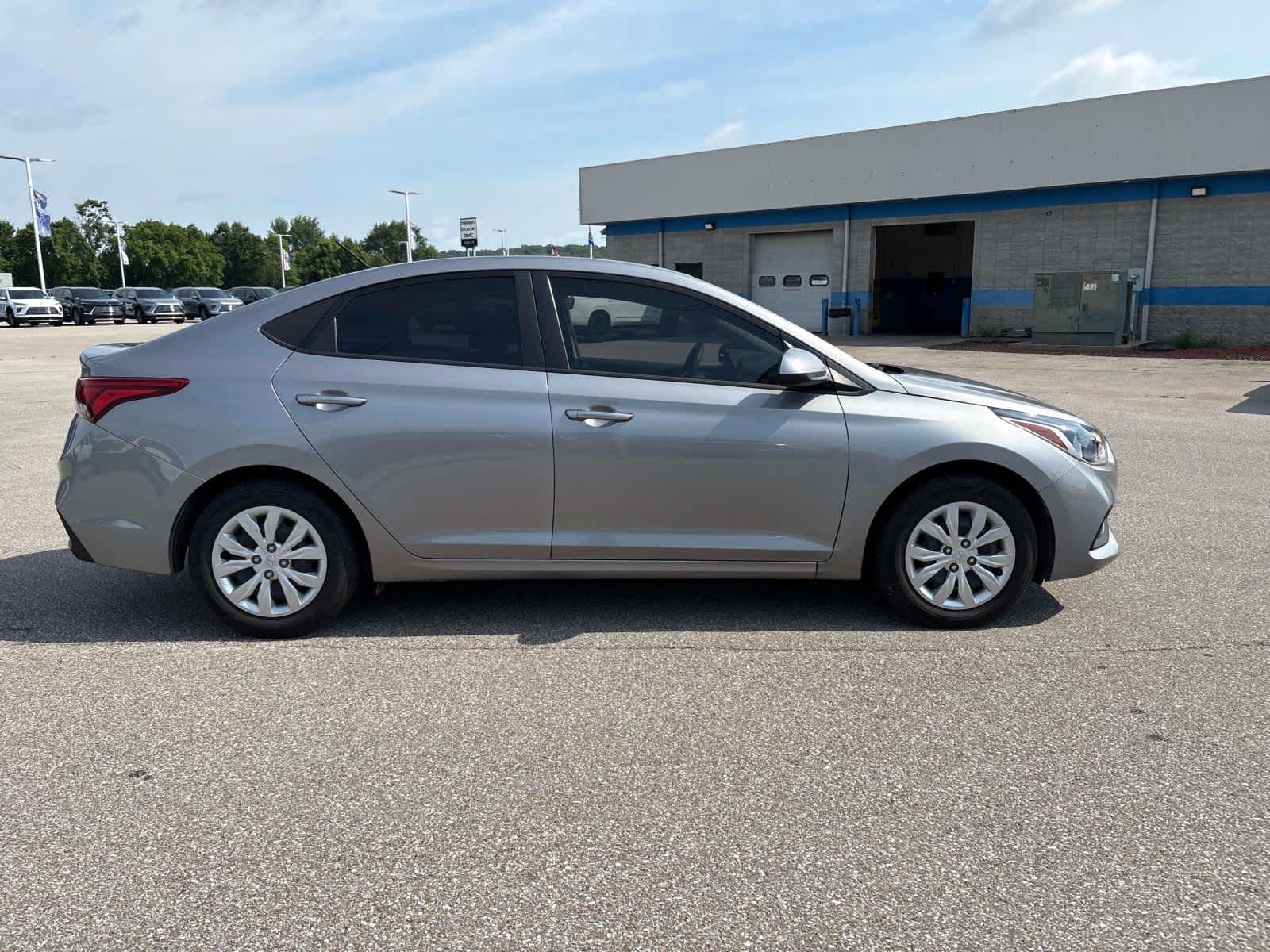 2022 Hyundai Accent SE