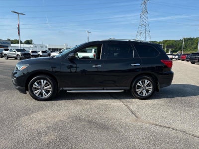 2020 Nissan Pathfinder SV