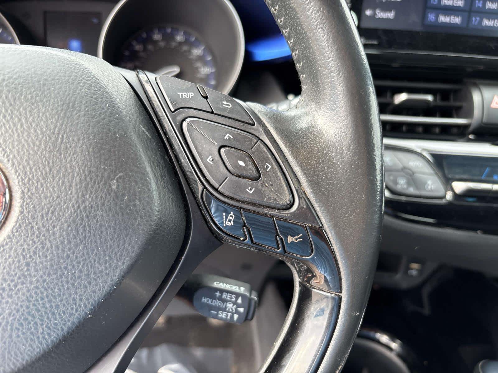 2021 Toyota C-HR LE