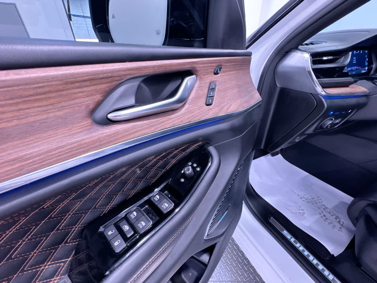 2023 Jeep Grand Cherokee 4xe Summit