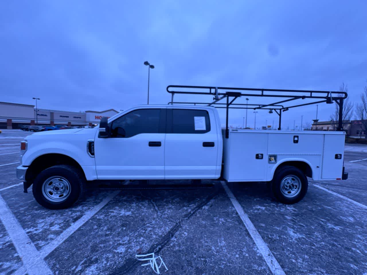 2022 Ford Super Duty F-250 SRW XL