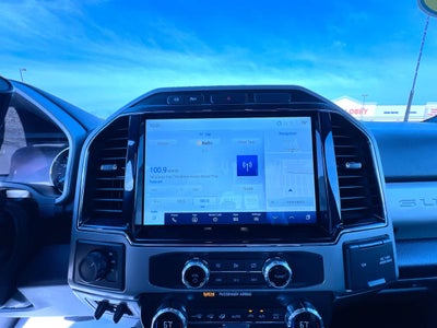2022 Ford Super Duty F-350 SRW XL