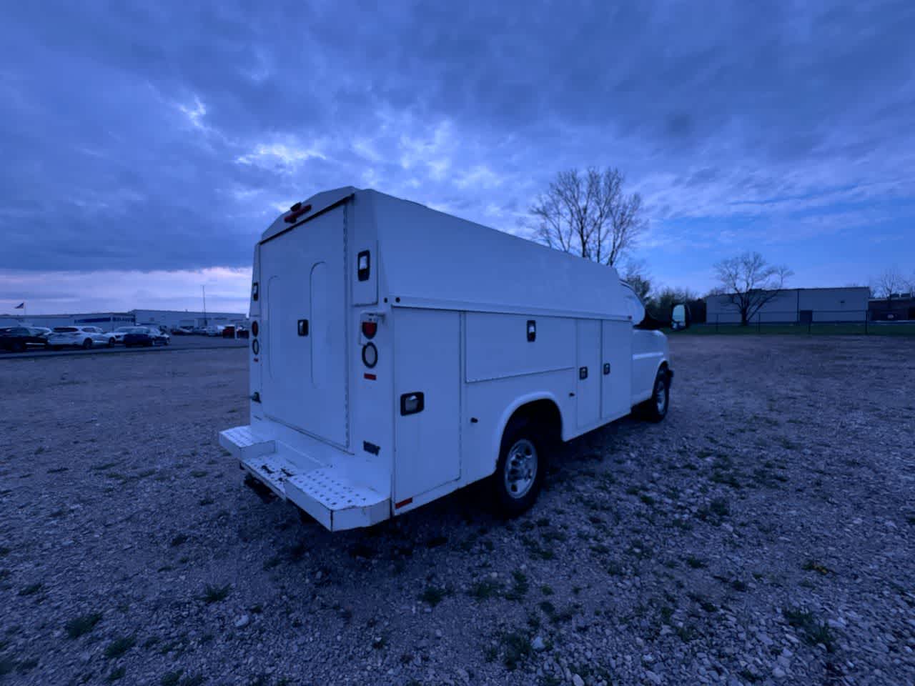 2023 Chevrolet Express Cutaway 3500 1WT