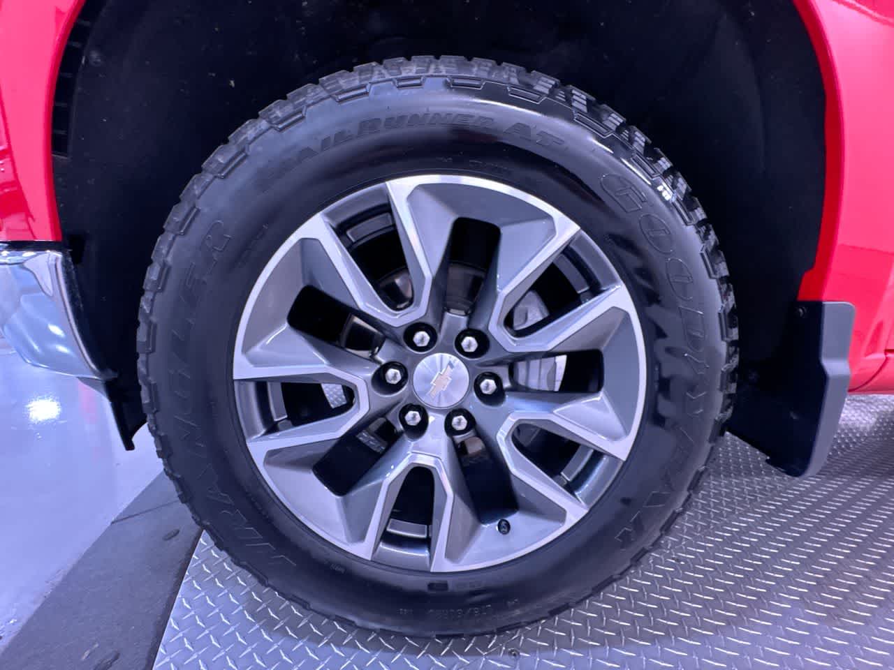 2024 Chevrolet Silverado 1500 LT (2FL)