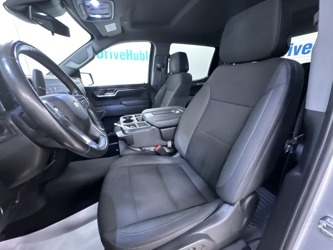 2022 Chevrolet Silverado 1500 LT (2FL)