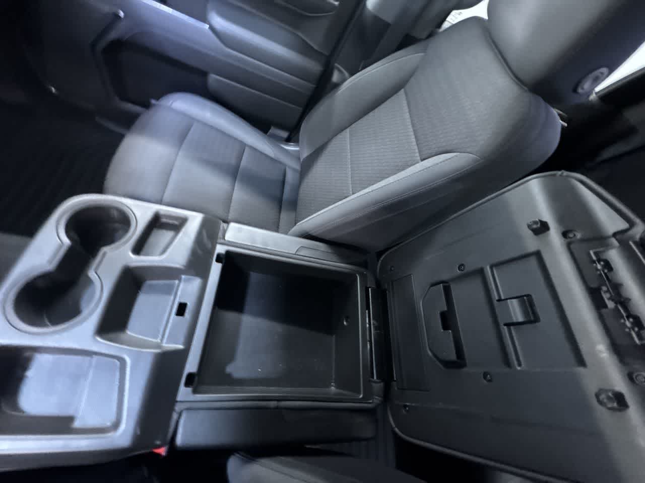 2022 Chevrolet Silverado 1500 LT (2FL)