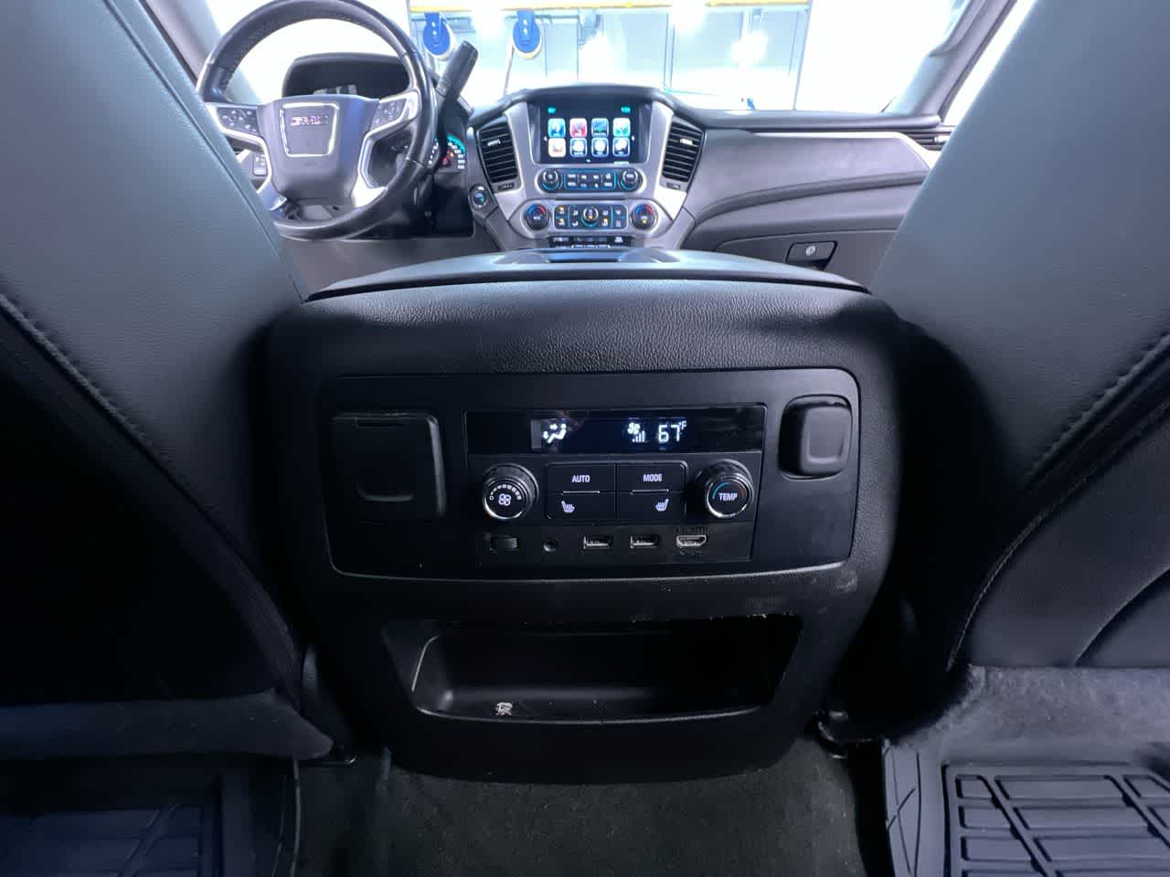 2017 GMC Yukon XL SLT