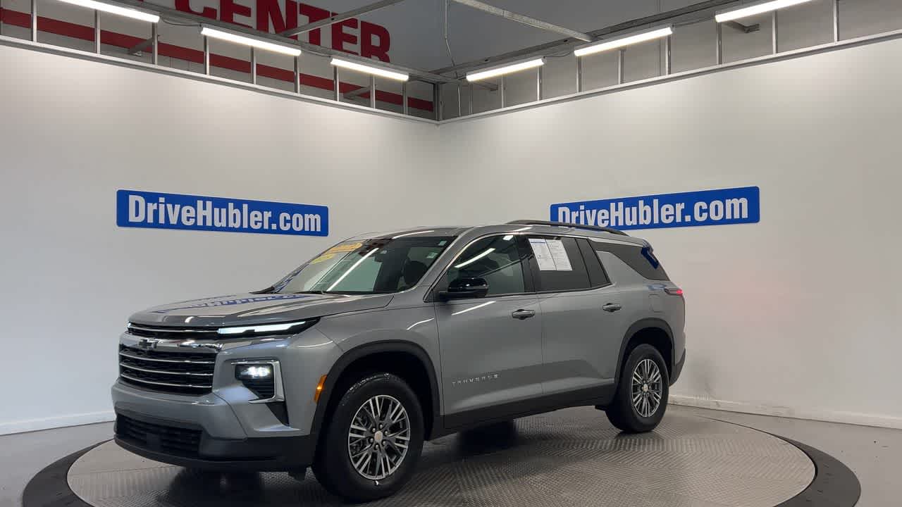 2025 Chevrolet Traverse LT