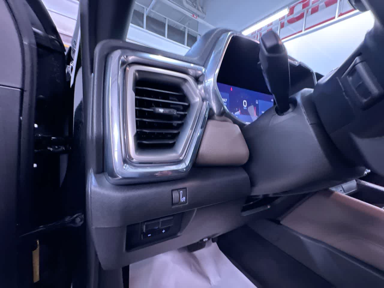 2024 GMC Canyon Denali