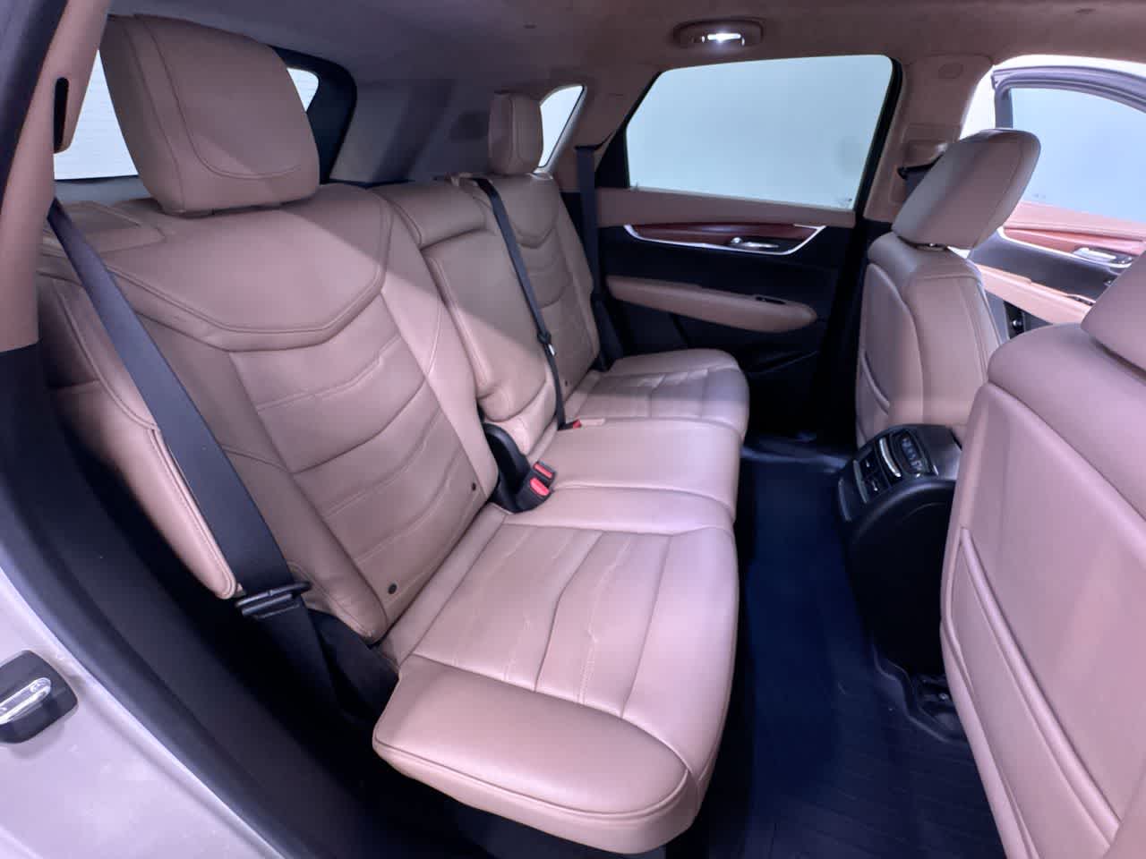 2017 Cadillac XT5 Platinum AWD