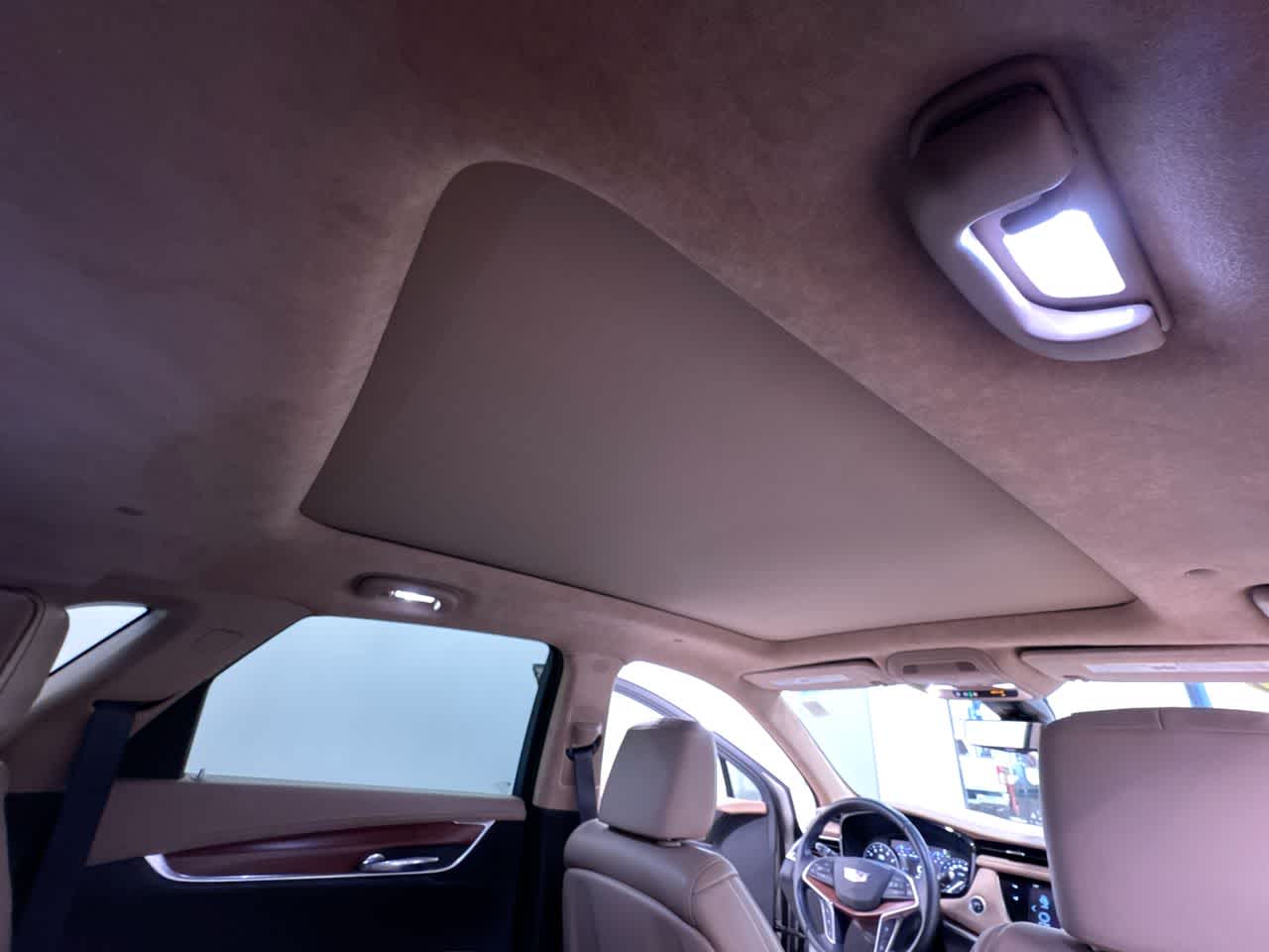 2017 Cadillac XT5 Platinum AWD