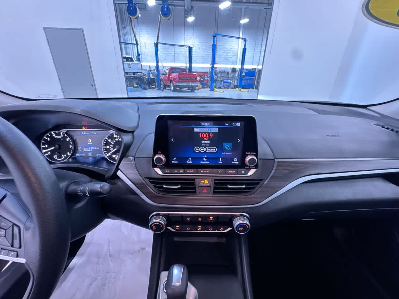 2025 Nissan Altima SV