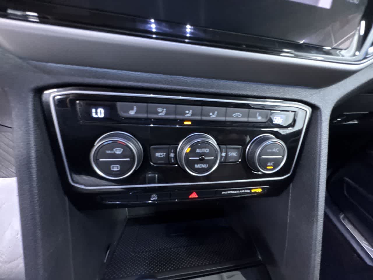 2022 Volkswagen Atlas 3.6L V6 SEL R-Line