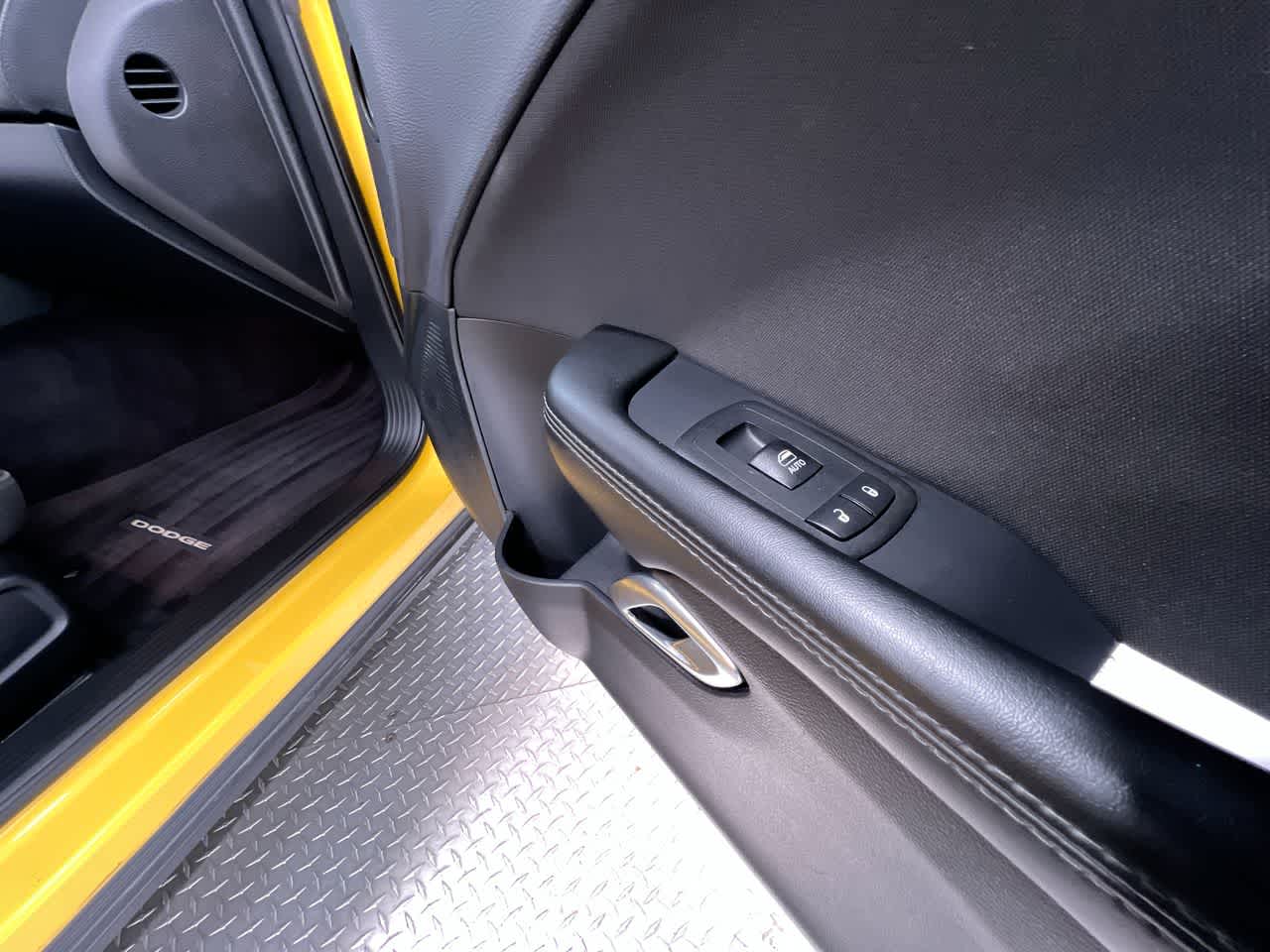 2017 Dodge Challenger SXT