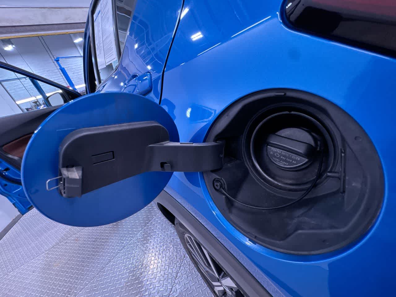 2021 Nissan Kicks SR