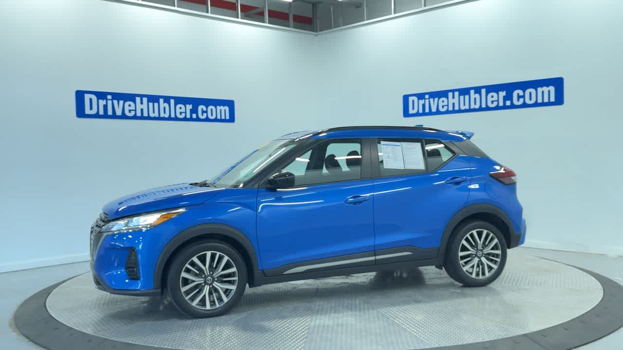 2021 Nissan Kicks SR