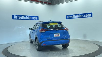 2021 Nissan Kicks SR