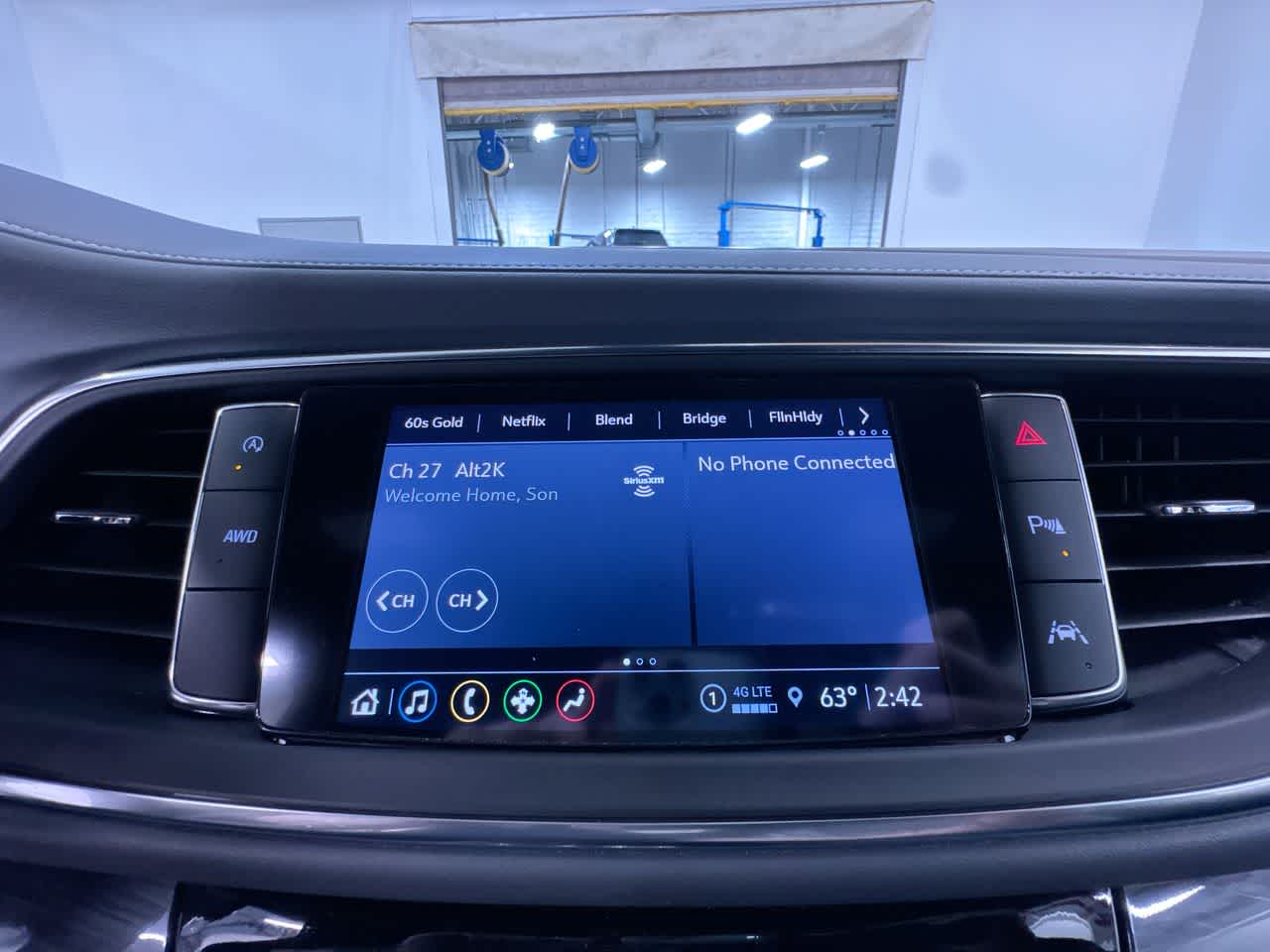 2023 Buick Enclave Essence