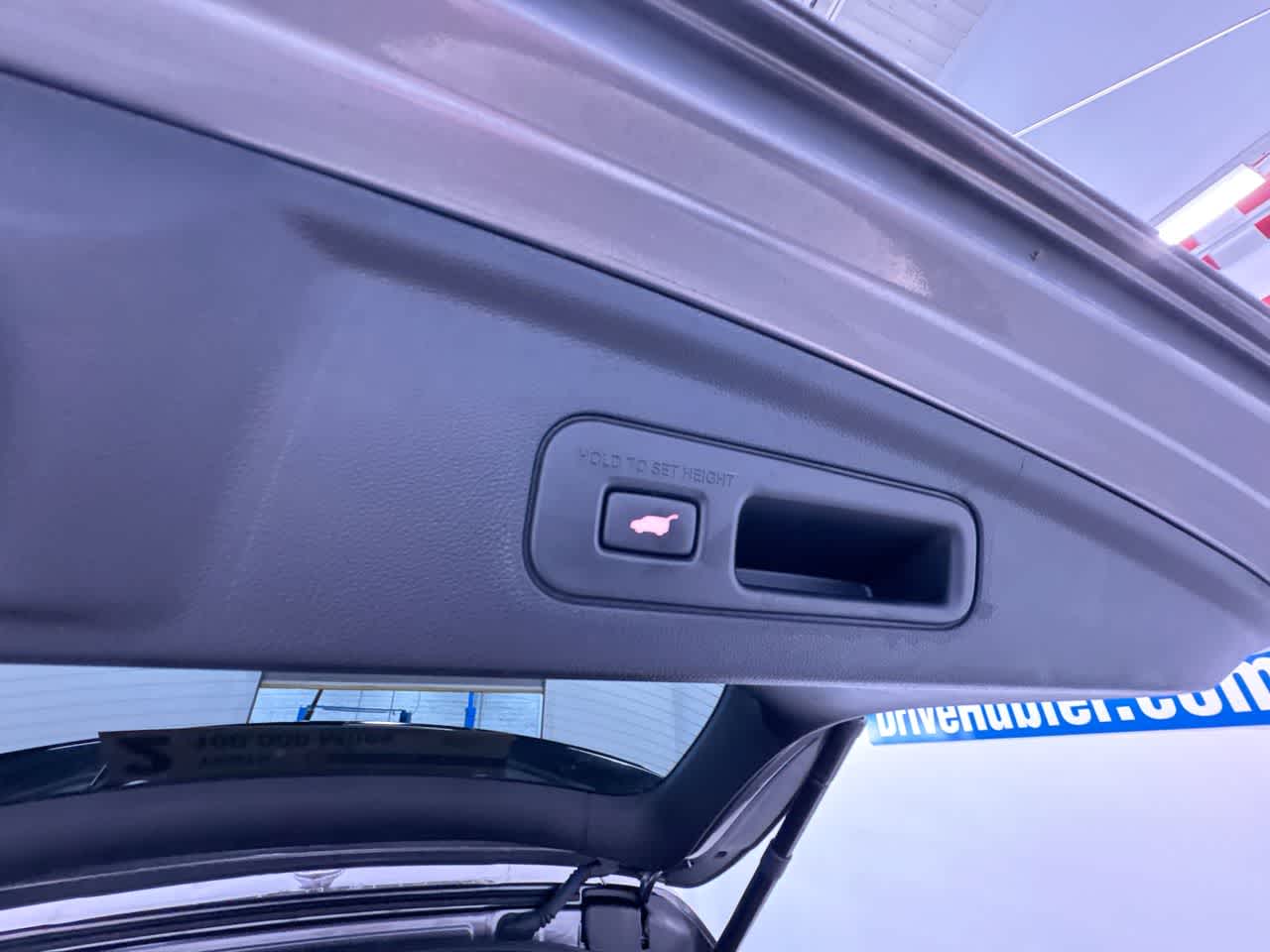 2023 Acura MDX w/A-Spec Package