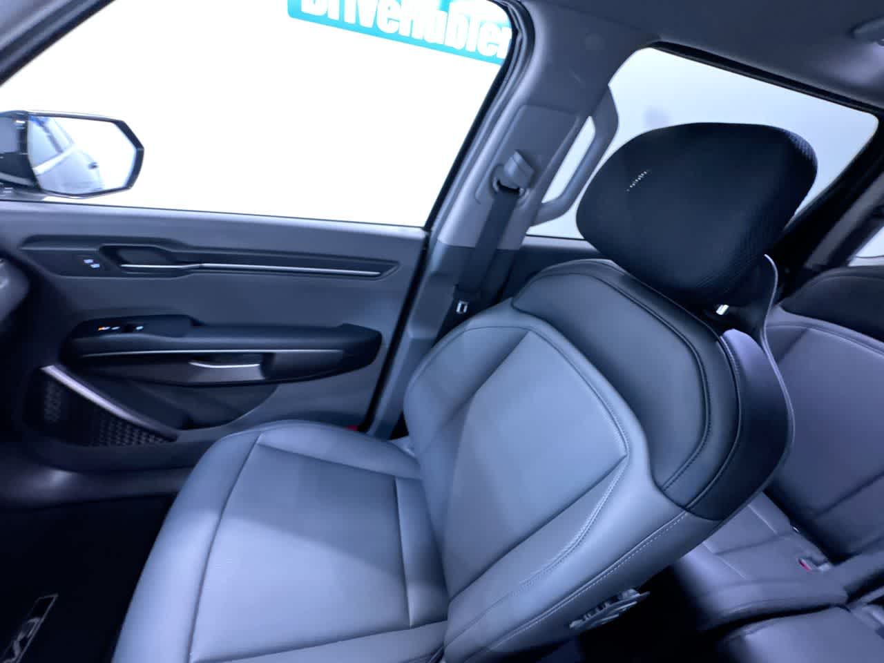 2026 Kia EV9 Light Long Range