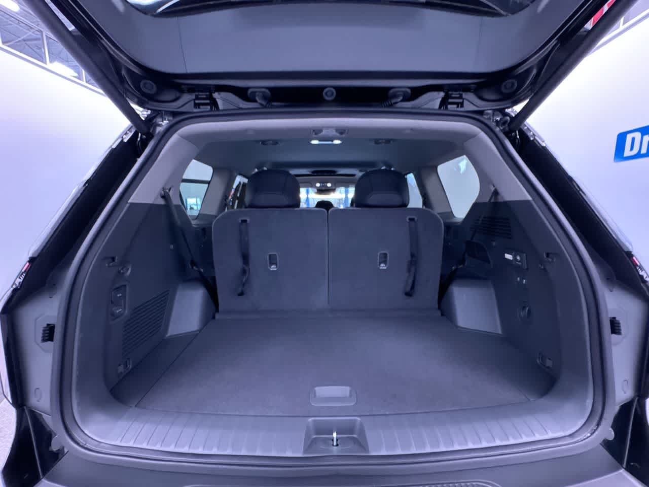 2026 Kia EV9 Light Long Range