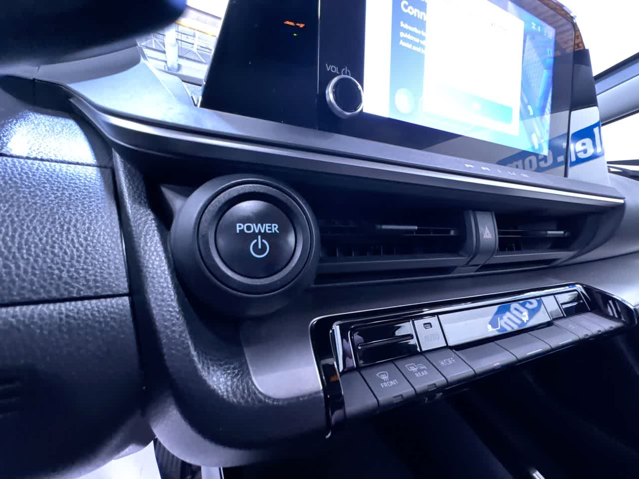 2024 Toyota Prius LE