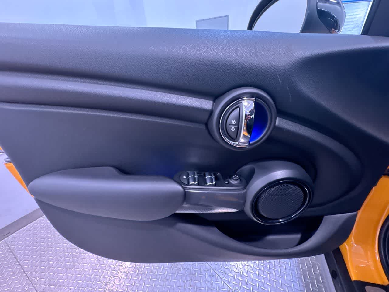 2015 MINI Cooper Hardtop 4 Door TURBO