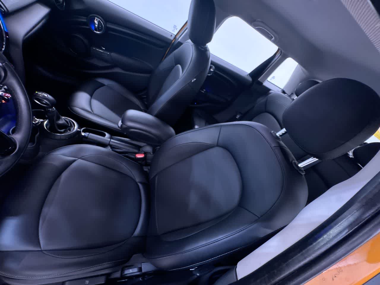 2015 MINI Cooper Hardtop 4 Door TURBO