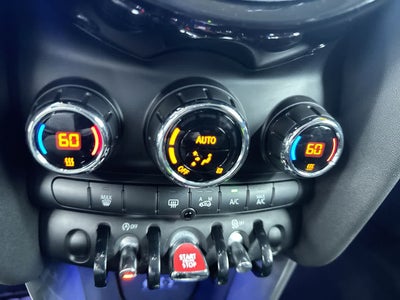 2015 MINI Cooper Hardtop 4 Door TURBO