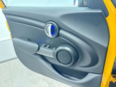 2015 MINI Cooper Hardtop 4 Door TURBO