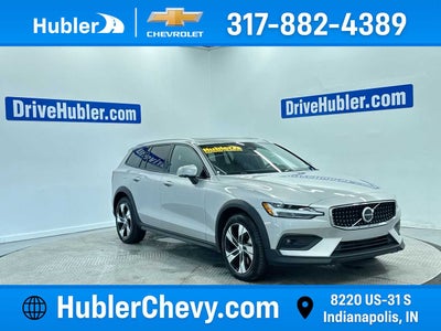 2025 Volvo V60 Cross Country Plus