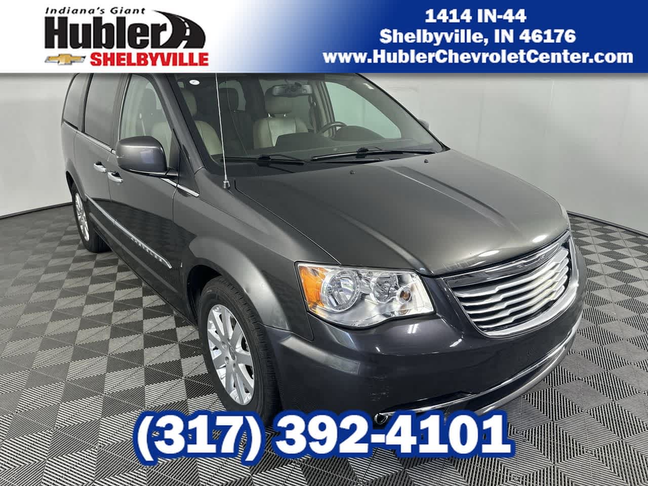 2016 Chrysler Town & Country Touring