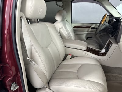 2004 Cadillac Escalade ESV Base