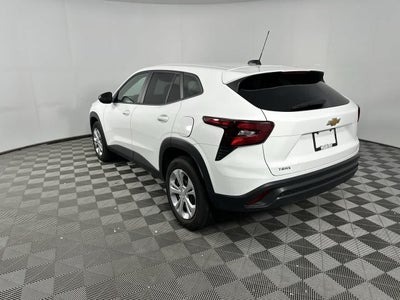 2025 Chevrolet Trax LS