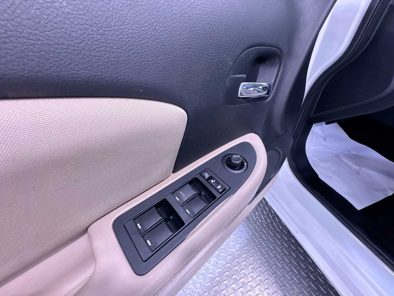2012 Chrysler 200 Touring