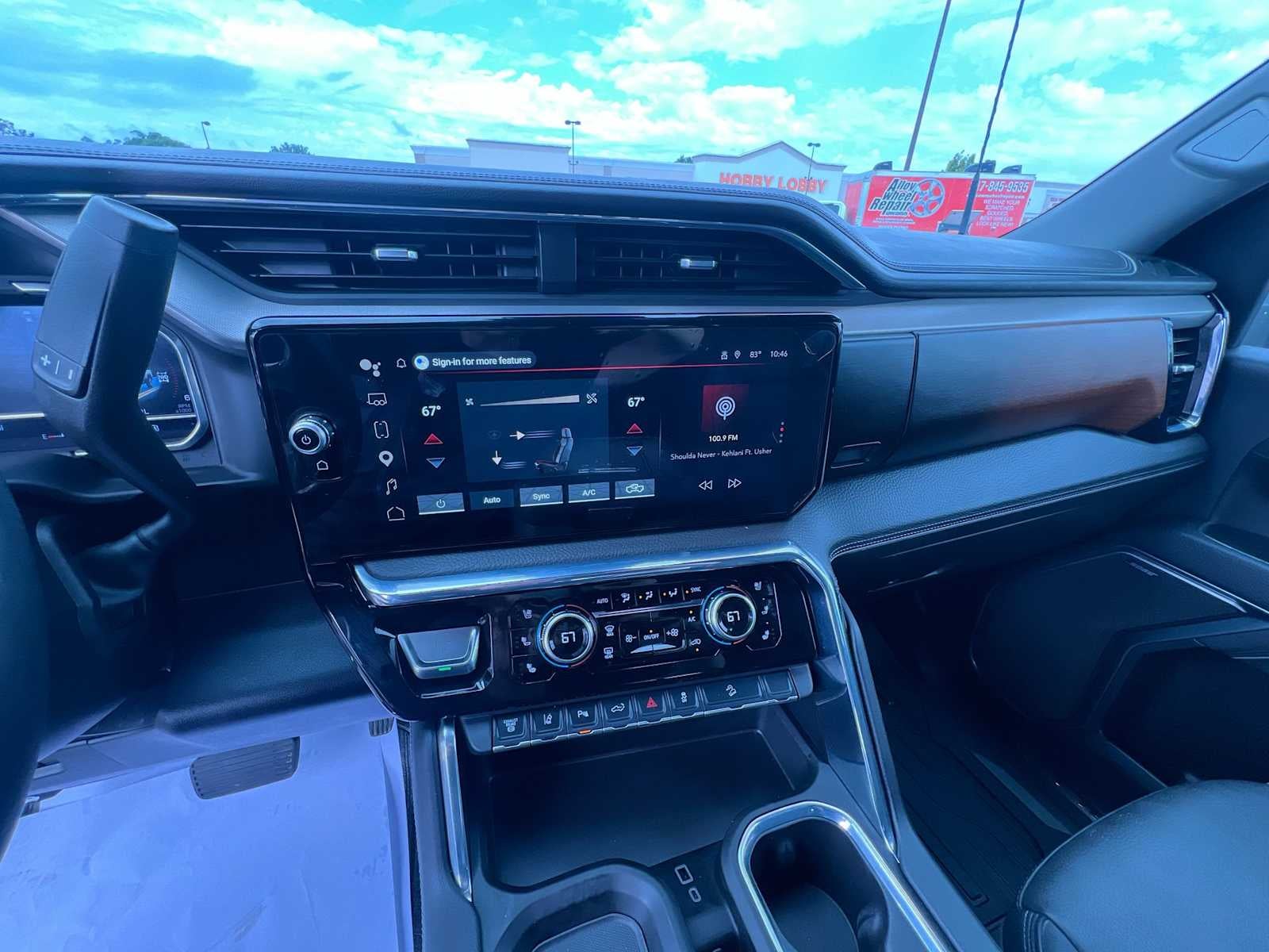 2025 GMC Sierra 3500HD Denali