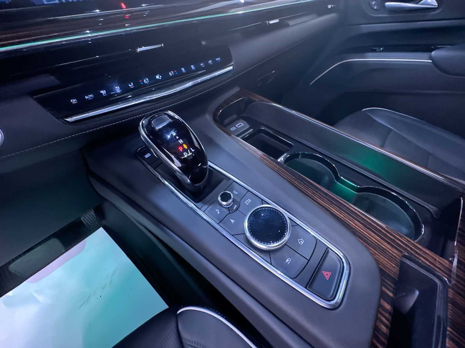 2024 Cadillac Escalade 4WD Premium Luxury