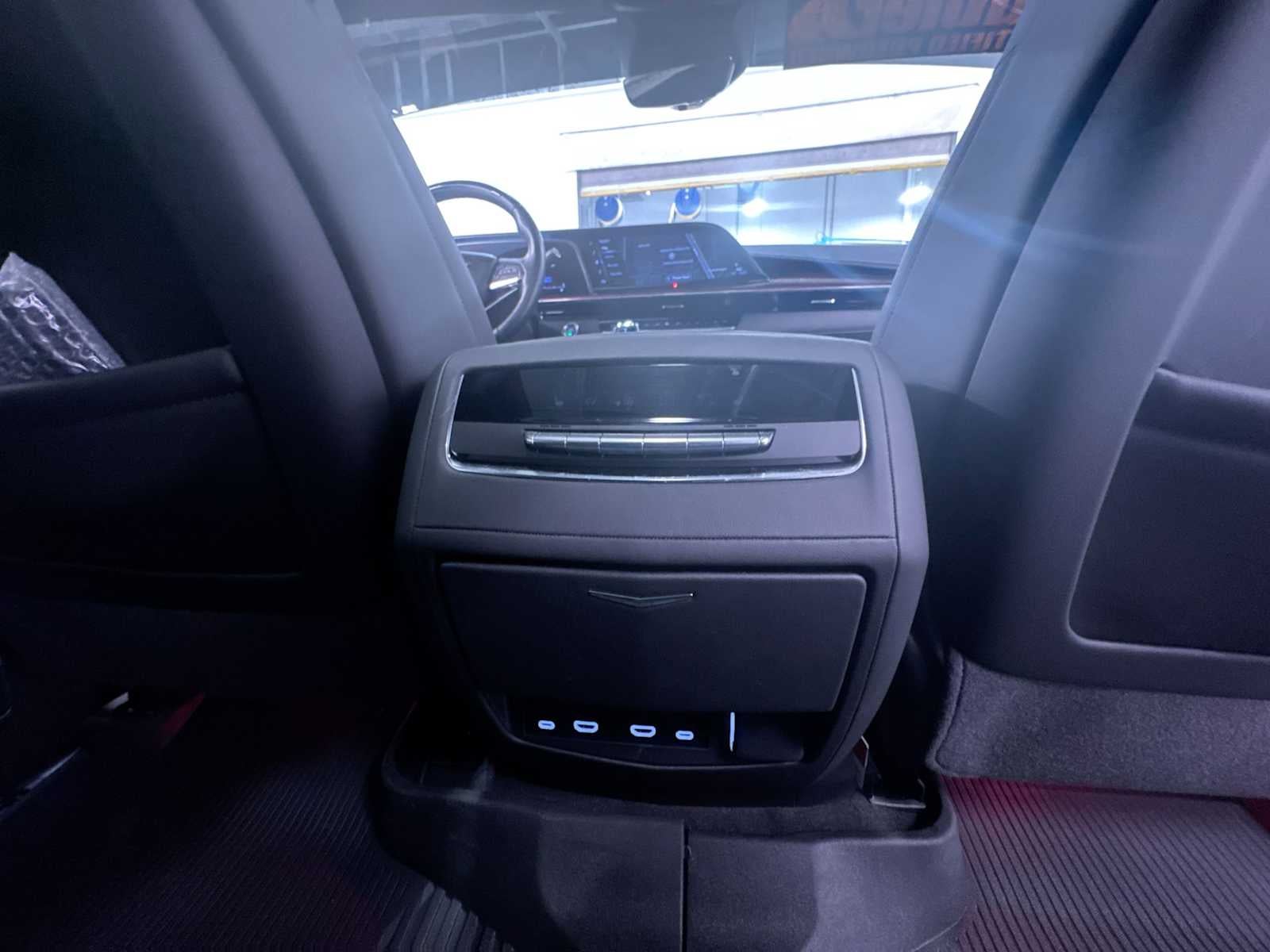 2024 Cadillac Escalade 4WD Premium Luxury