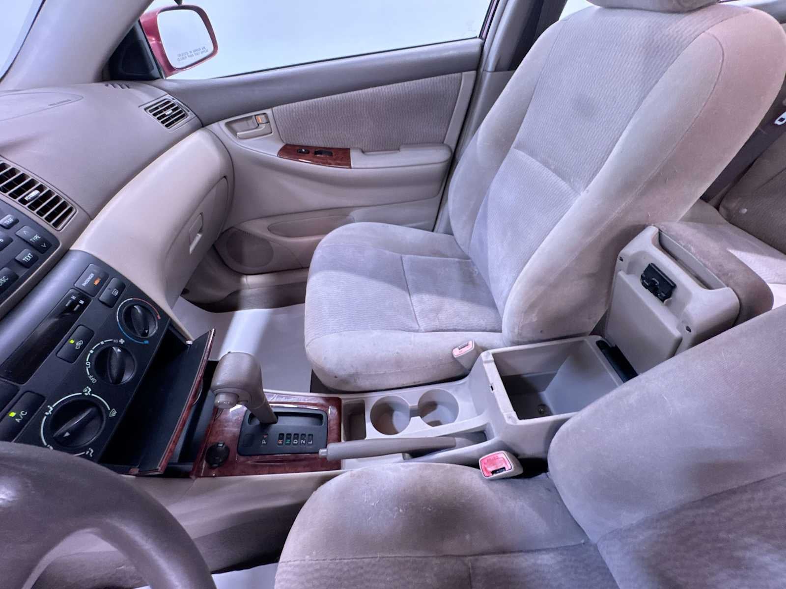 2005 Toyota Corolla LE